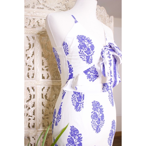 πHPπ Cut Out Design Printed Maxi Dress - Picture 11 of 16